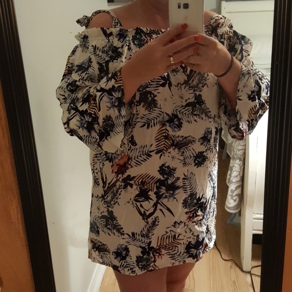 Boutique top or dress - Picture 4 of 7